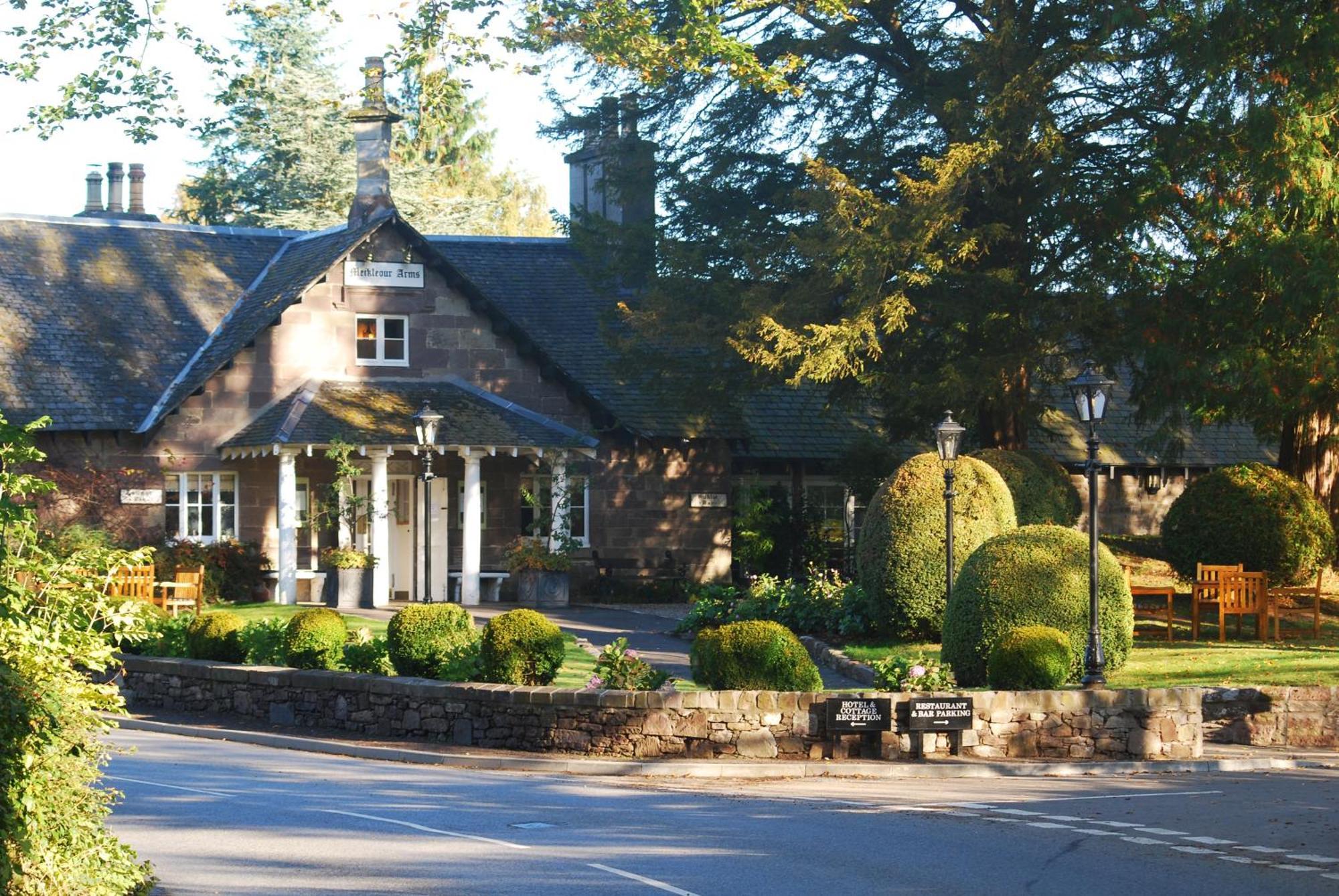 Meikleour Arms Hotel & Restaurant Eksteriør bilde