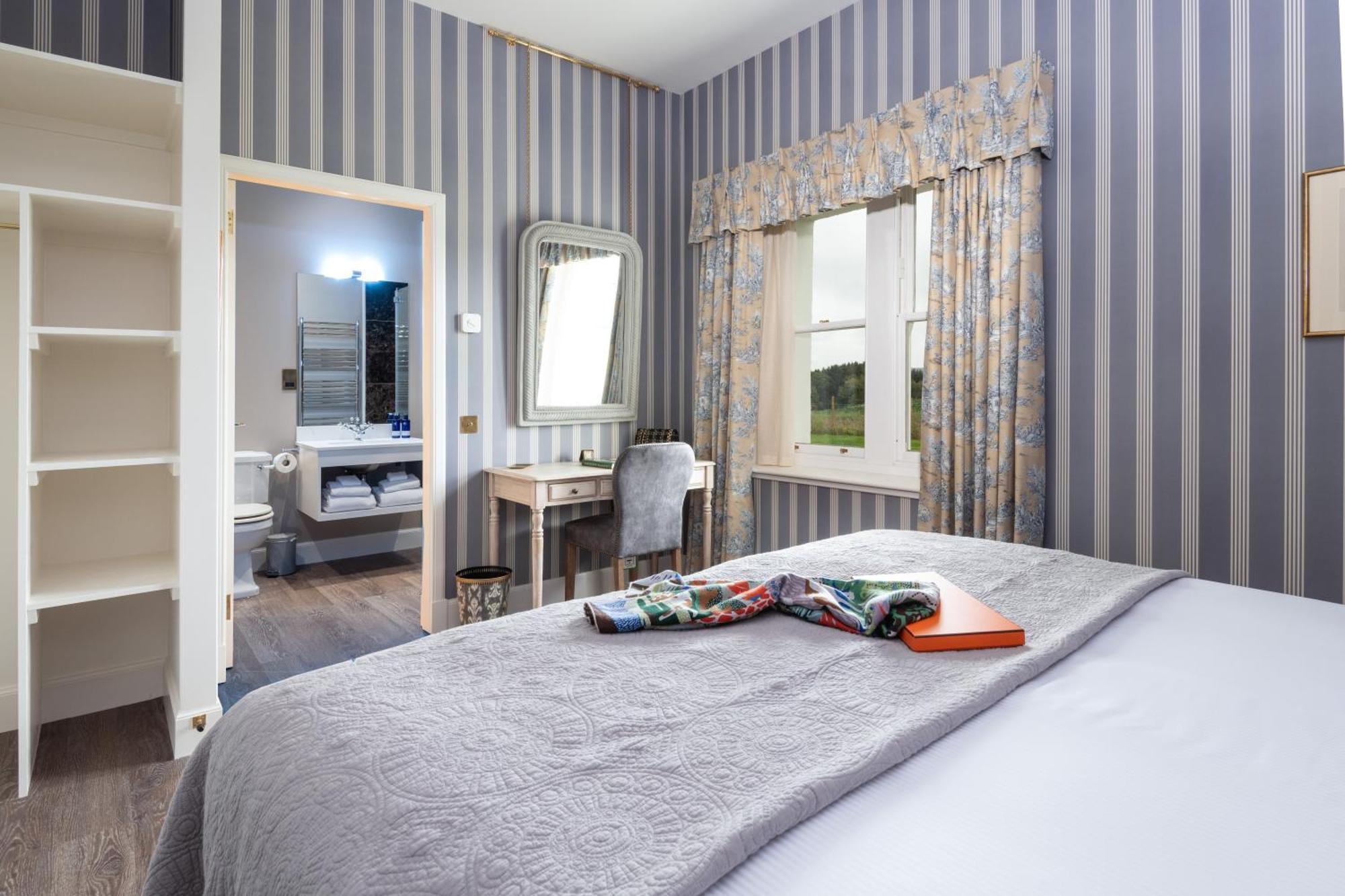 Meikleour Arms Hotel & Restaurant Eksteriør bilde