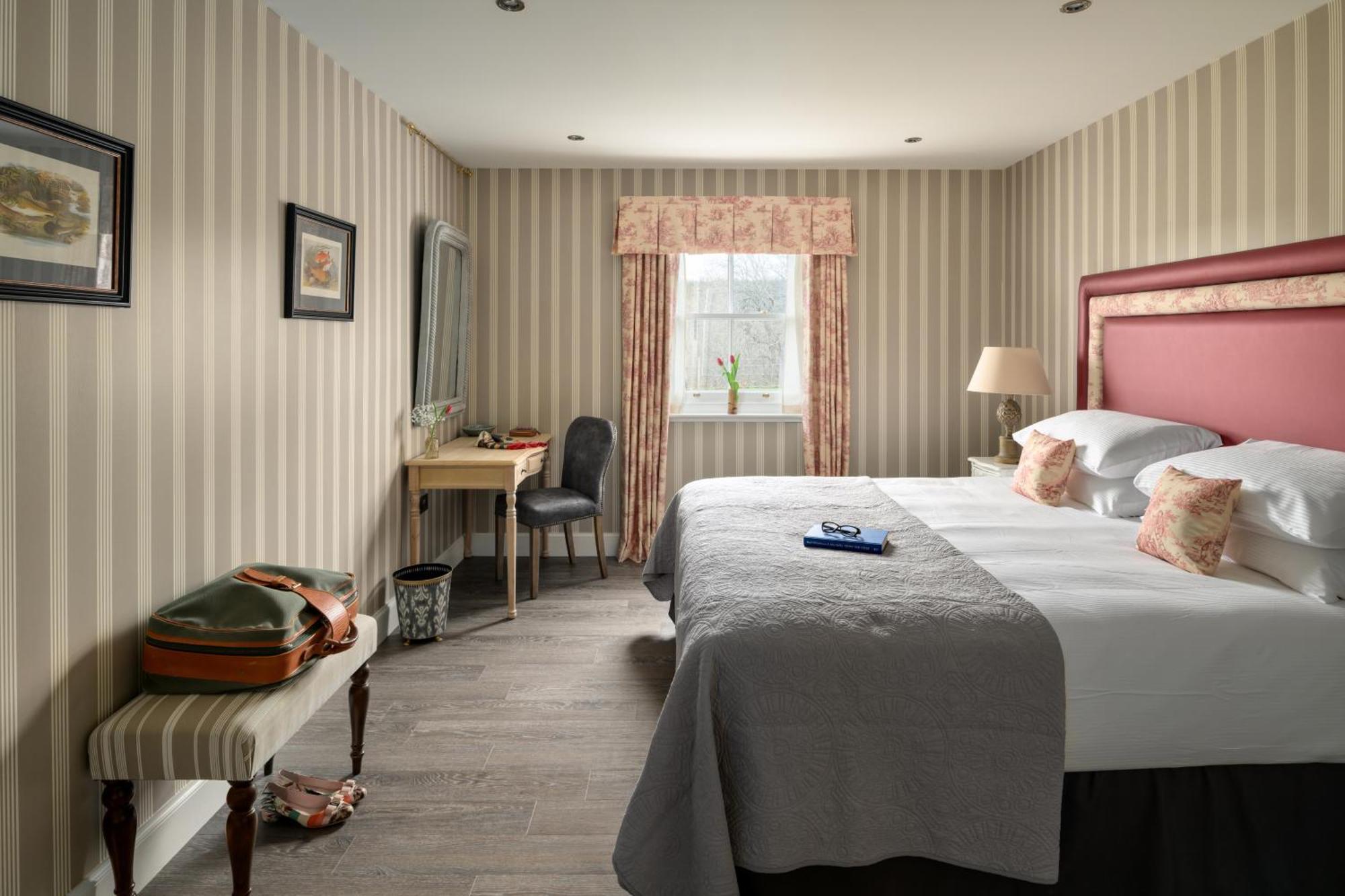 Meikleour Arms Hotel & Restaurant Eksteriør bilde
